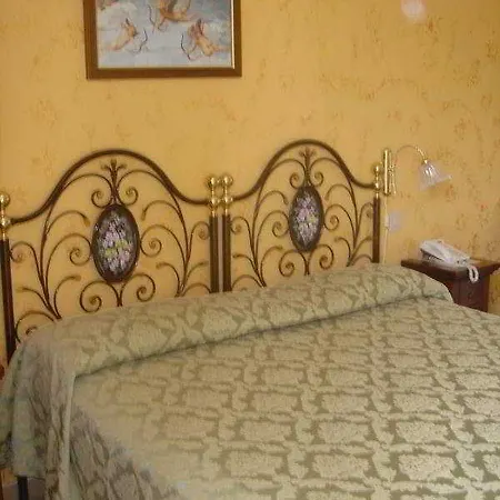 Hotel Atlantico 3*